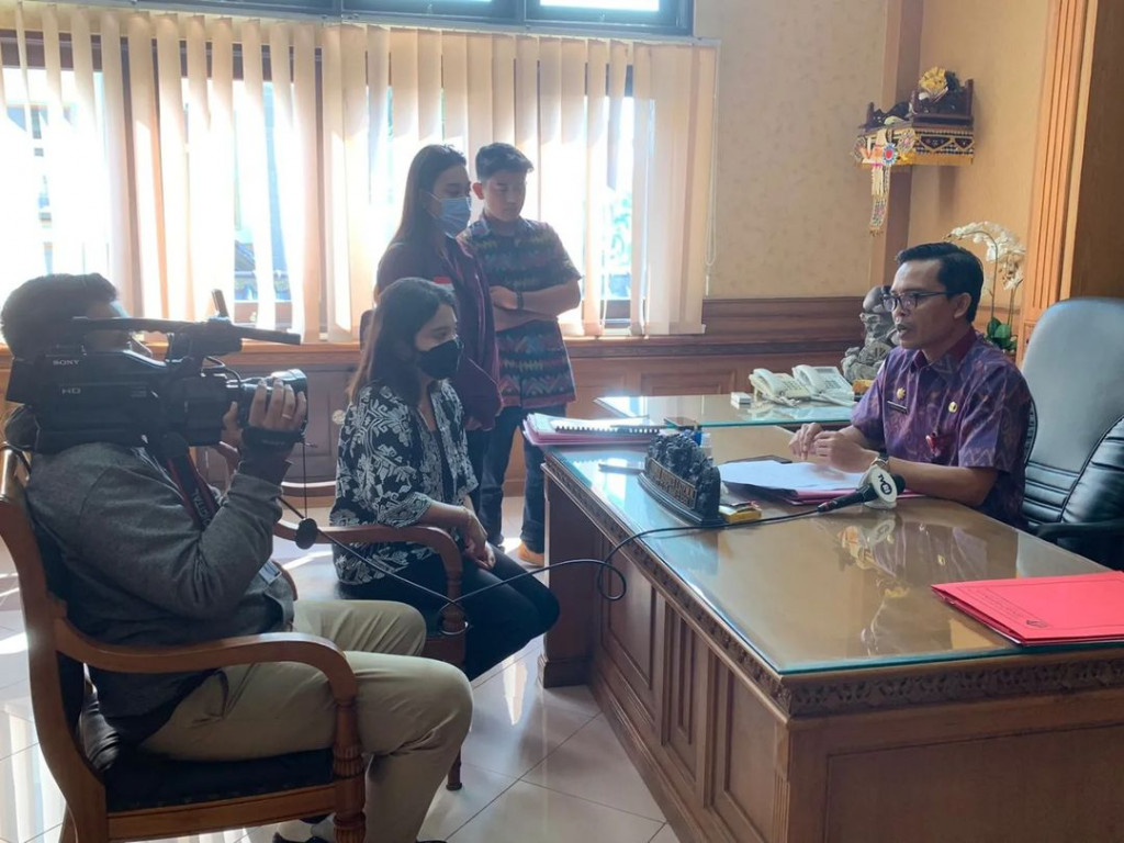 Kepala Dinas Pariwisata dalam Wawancara dengan TVRI Bali.