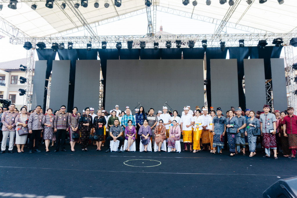 Dinas PMD Gelar Lomba Busana Dalam Rangka Perayaan HUT Mangupura ke-14