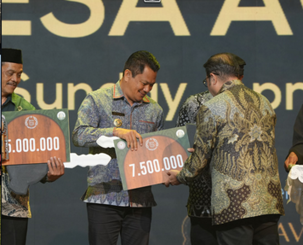 DESA KUTUH RAIH 3 BESAR LOMBA JAGA DESA DARI KEJAKSAAN AGUNG RI KATEGORI TERTIB PENGELOLAAN KEUANGAN