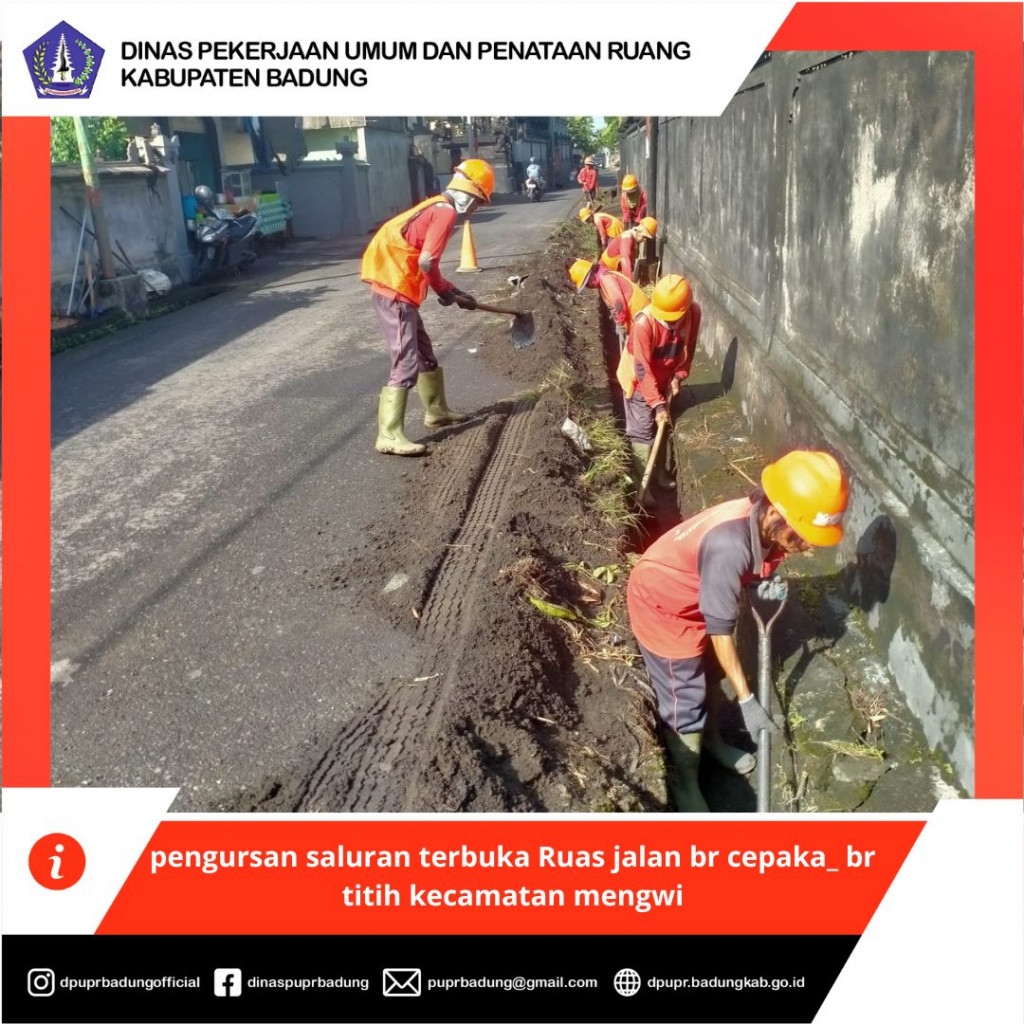 pengursan saluran terbuka Ruas jalan br cepaka_ br titih kecamatan mengwi