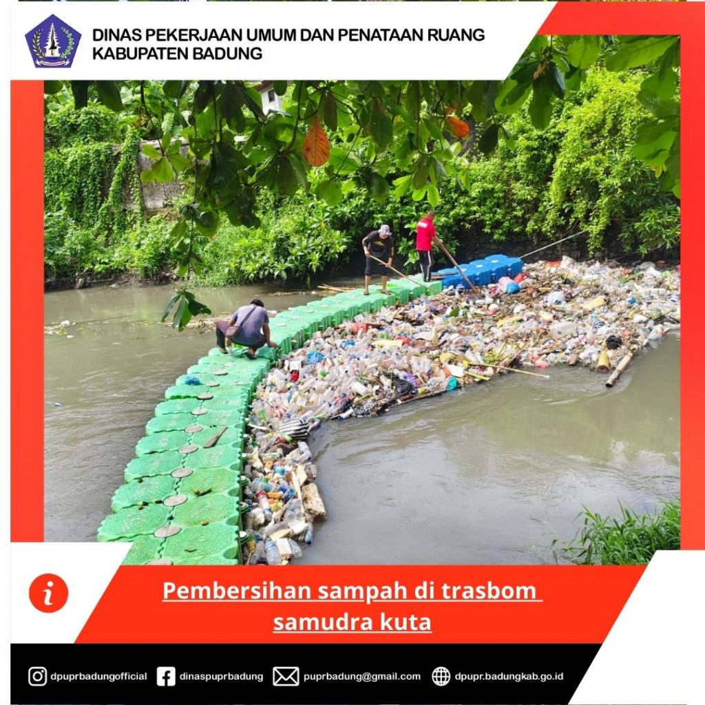 Pembersihan sampah di trasbom samudra kuta