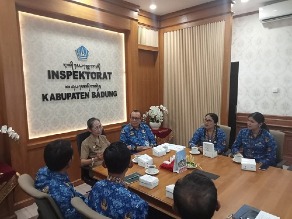 STUDI TIRU INSPEKTORAT KABUPATEN KARANGASEM