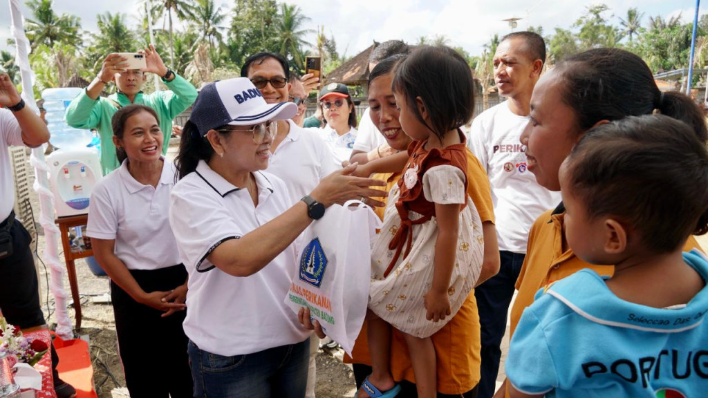 TP PKK Badung Gelar Aksi Sosial dan Edukasi Sampah di Desa Angantaka