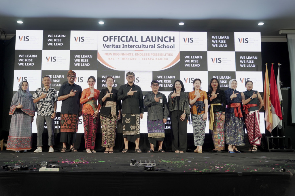 Launching Veritas Intercultural School (VIS) Bali  Wabup Bagus Alit Sucipta : “Transformasi Identitas Sekolah Hadirkan Pendidikan Berkualitas”