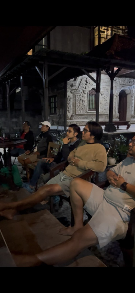 Keseruan Lurah Kedonganan, Nonbar Piala Dunia Tahun 2026 Dengan Seluruh Kepala Lingkungan Kelurahan Kedonganan