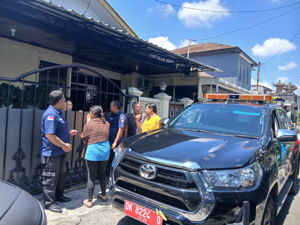Giat pendampingan atensi Aduan sp4lapor diperumahan Taman mahayu ling.kangin Kelurahan Sempidi yang dihadiri dari Kasi dan staf Trantib Kecamatan Mengwi.Rabu, 1 oktober 2025