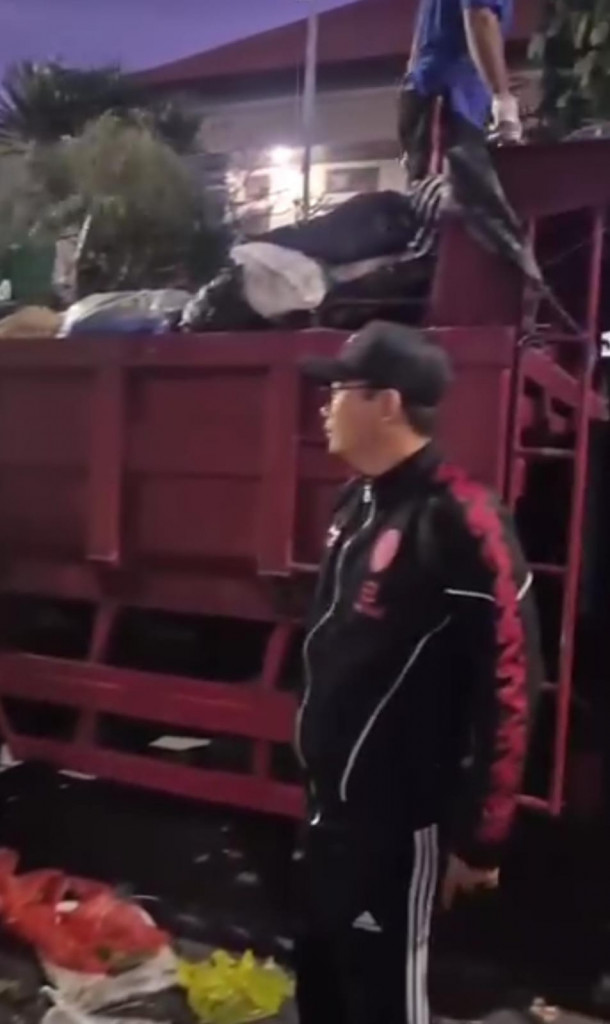 Dilaksanakan kegiatan pengambilan sampah organik di titik kumpul Kelurahan Kerobokan Kaja