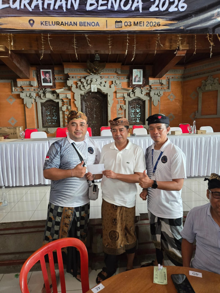 Plt Camat Kuta Selatan Menghadiri Turnament Ceki Yang Diselenggarakan Oleh LPM Kelurahan Benoa