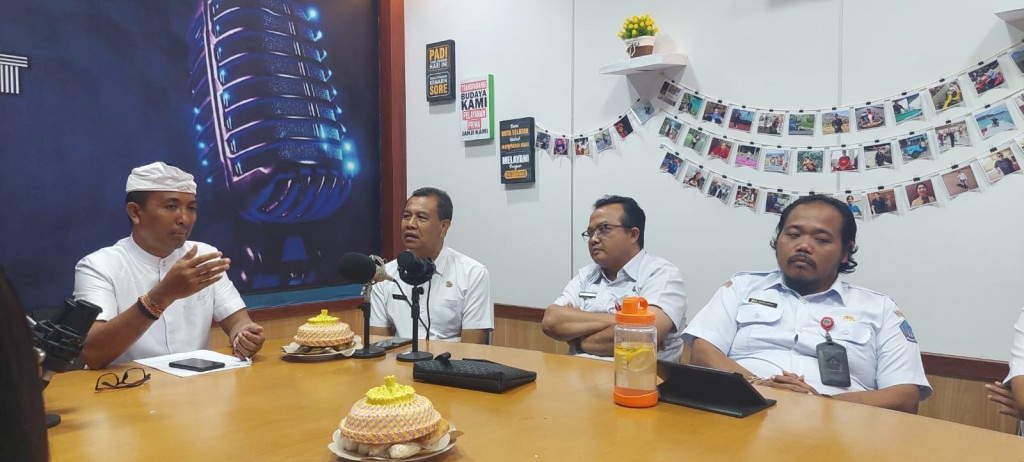 Rapat Koordinasi Koperasi Merah Putih Di Posko Merah Putih Kecamatan Kuta Selatan