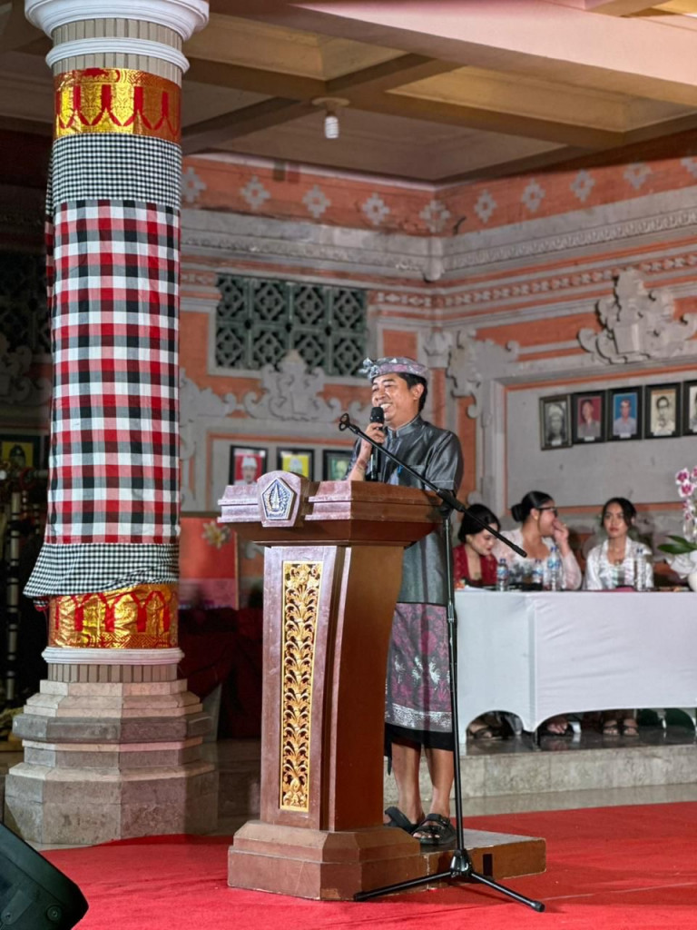 Sekcam Kuta Selatan menghadiri HUT ke-70 St.Bhuana Kusuma Banjar Peken, Kelurahan Benoa