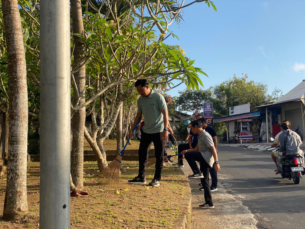 Jumat Bersepeda di Kuta Selatan: Sinergi Bersih, Sehat, dan Peduli Lingkungan Desa dan Kelurahan