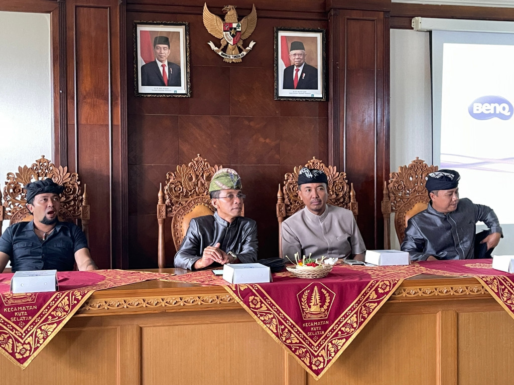 Workshop Pakem Ogoh-Ogoh Lomba  Majelis Pertimbangan dan Pembinaan Kebudayaan (LISTIBIYA) Kecamatan Kuta Selatan kepada Sekaa Taruna se Kecamatan Kuta selatan