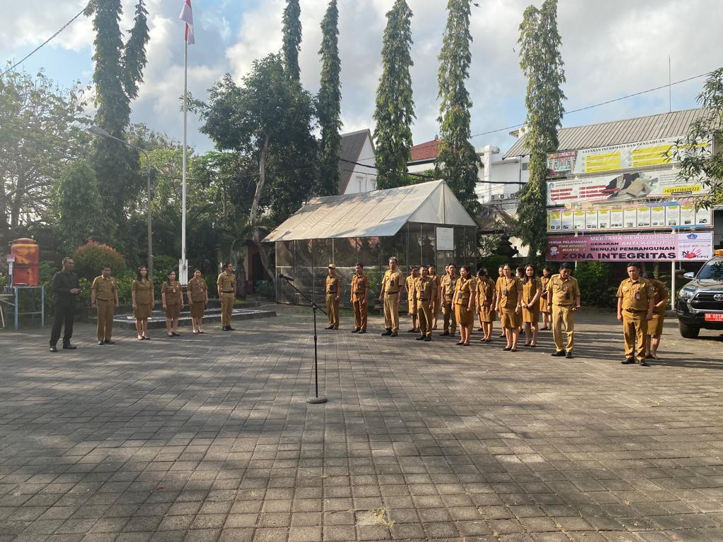 Apel Zona Integritas Kecamatan Kuta Selatan secara rutin dilaksanakan karena Dibutuhkan Komitmen Terhadap Pelaksanaan Reformasi Birokrasi, Khususnya Dalam Hal Pencegahan Korupsi Dan Peningkatan Kualitas Pelayanan Publik. Pembangunan Zona Integritas Menuju