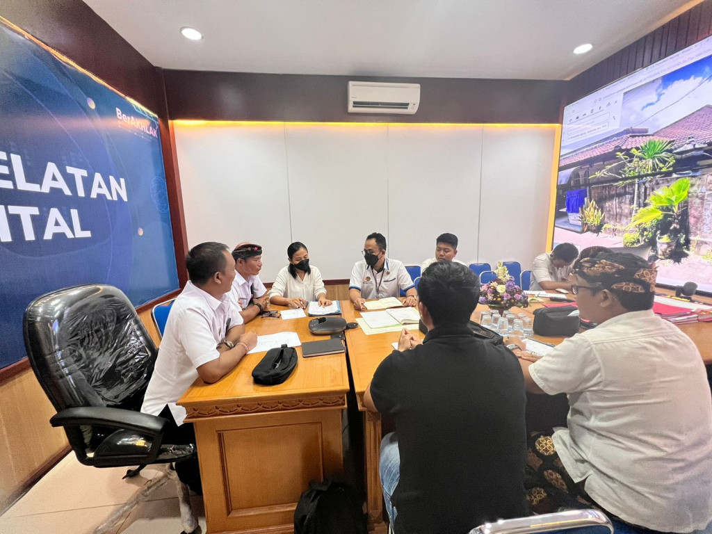 Inovasi Gadis Manis Kuta Selatan hari ini memberikan layanan pendampingan kepada masyarakat dalam mengurus silsilah dan waris  bersama BPN Kabupaten Badung