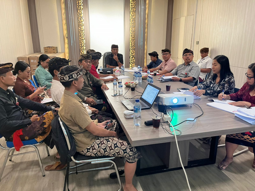 Verifikasi/Evaluasi APBDes Tahun Anggaran 2024 Desa Pecatu.