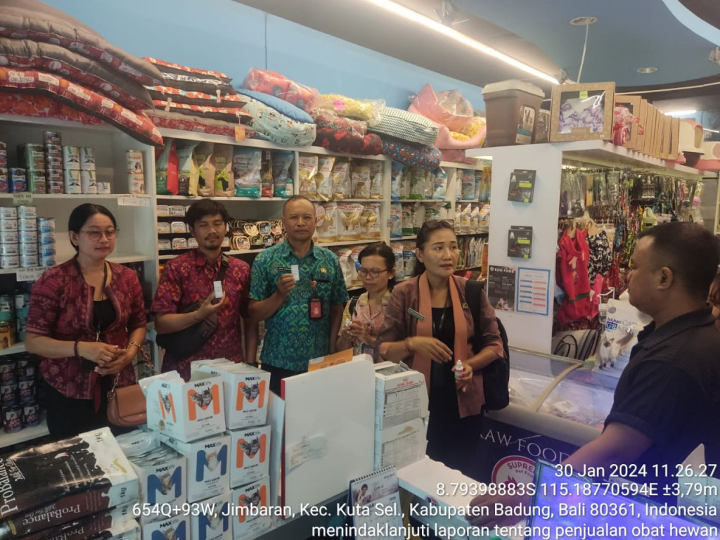 Inovasi PANDUMAS Trantib Kuta Selatan mendampingi Dinas Pertanian Dan Pangan Kabupaten Badung menindaklanjuti laporan pada SP4N-Lapor!