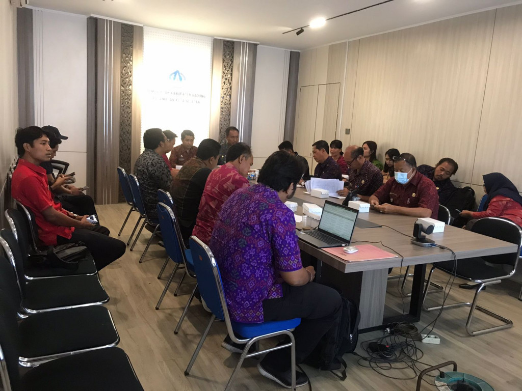 Pelaksanaan PRA MUSREN KECAMATAN guna melakukan penajaman internal usulan perencanaan yang diusulkan masing masing desa dan kelurahan bersama perbekel/lurah, ketua LPM se kuta selatan