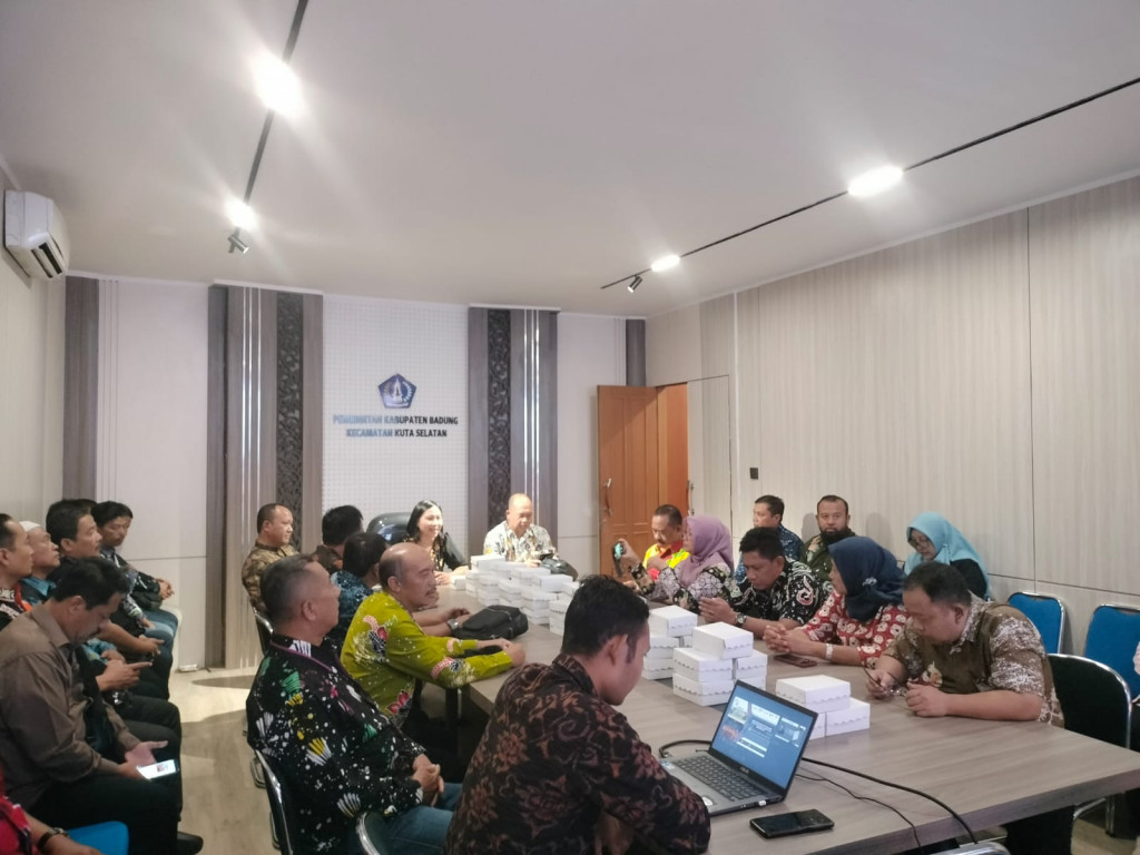 Peran Kecamatan dan Kelurahan Dalam Peningkatan Pariwisata Lokal Guna Menggerakan Perekonomian dan Membangkitkan UMKM di Kabupaten Badung