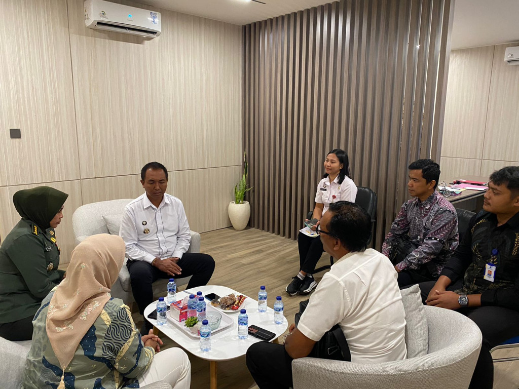 Sosialisasi penanganan sampah dari MOTAH di desa Ungasan dan Kutuh