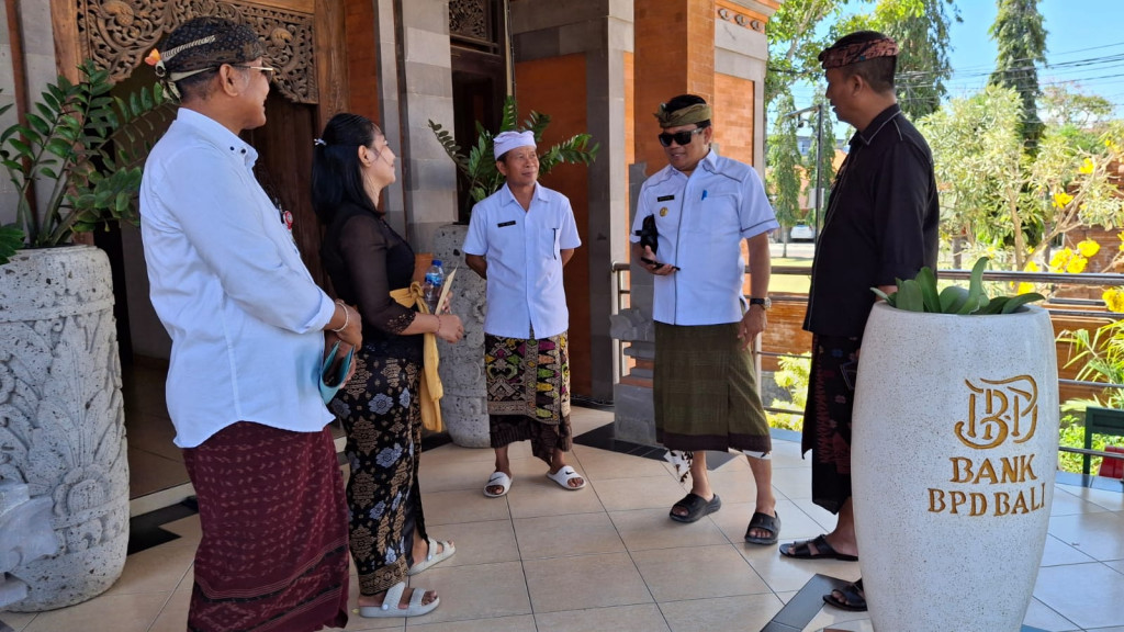 Koordinasi Pemerintahan Desa serta pelaksanaan Binwas ke Desa Pecatu, Desa Ungasan dan Desa Kutuh