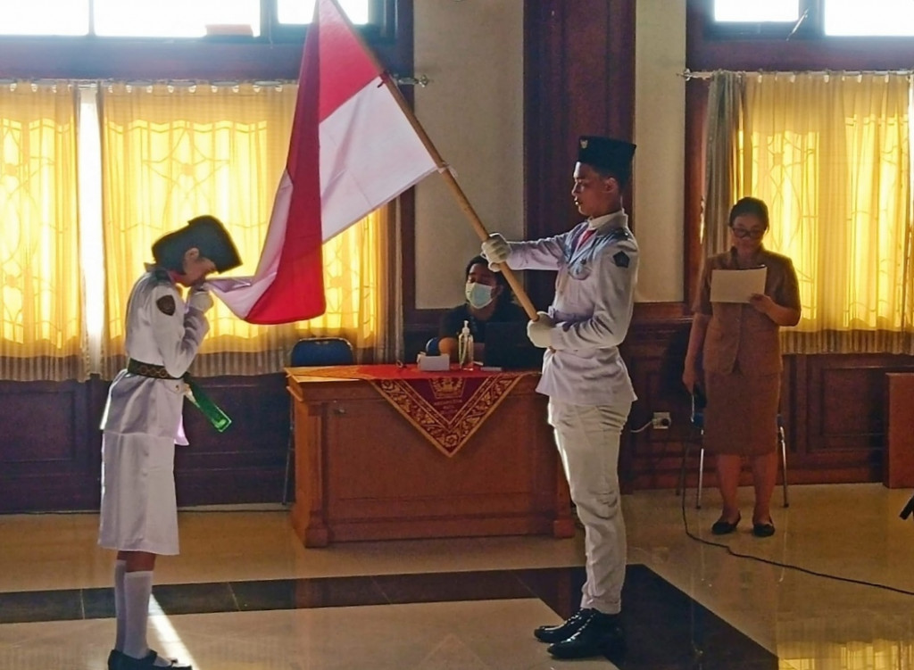 Pengukuhan Pasukan Pengibar Bendera Pusaka Kecamatan Kuta Selatan