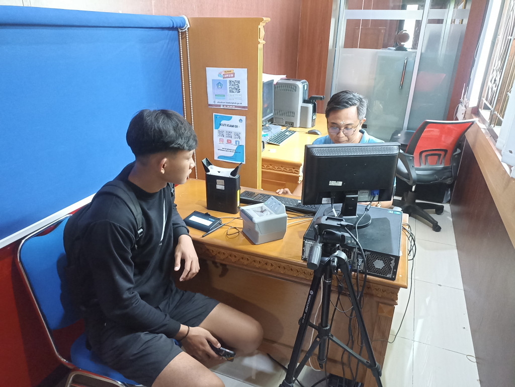 Layanan tambahan hari sabtu, inovasi KUMIS BIMA memberikan pelayanan 23 jenis layanan guna mewujudkan layanan publik Kuta Selatan yang Inovatif, Unggul dan berintegritas.