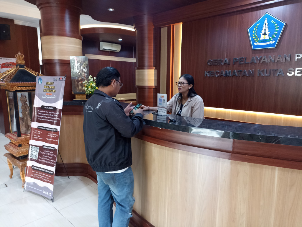 Inovasi KUMIS BIMA kecamatan kuta selatan memberikan layanan tambahan kepada masyarakat setiap hari Sabtu,