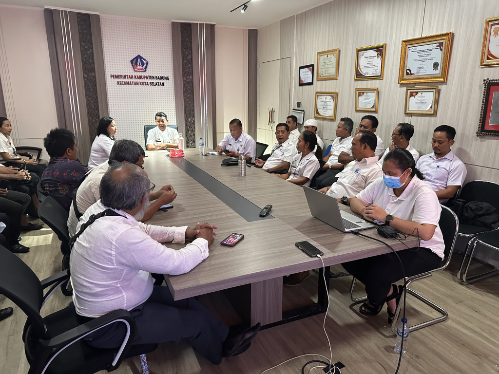 Rapat Evaluasi Inovasi Rajapala Kecamatan Kuta Selatan