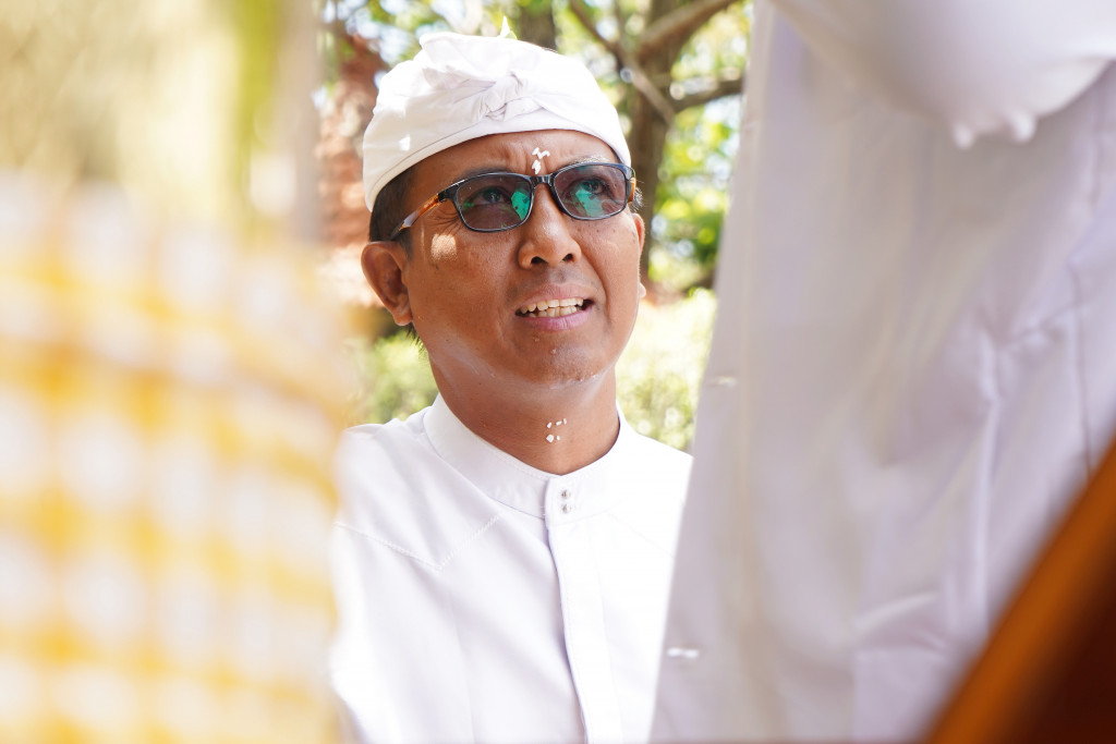 purnama sasih kapat pujawali kantor camat kuta selatan