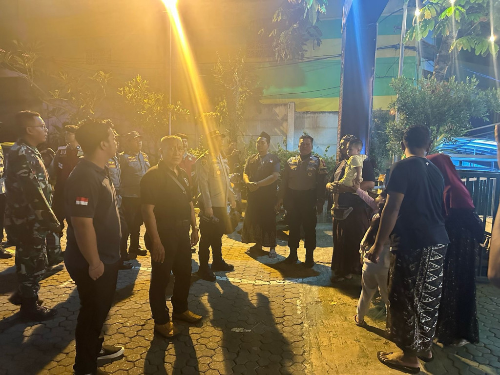 Patroli Gabungan di Wilayah Kecamatan Kuta Selatan