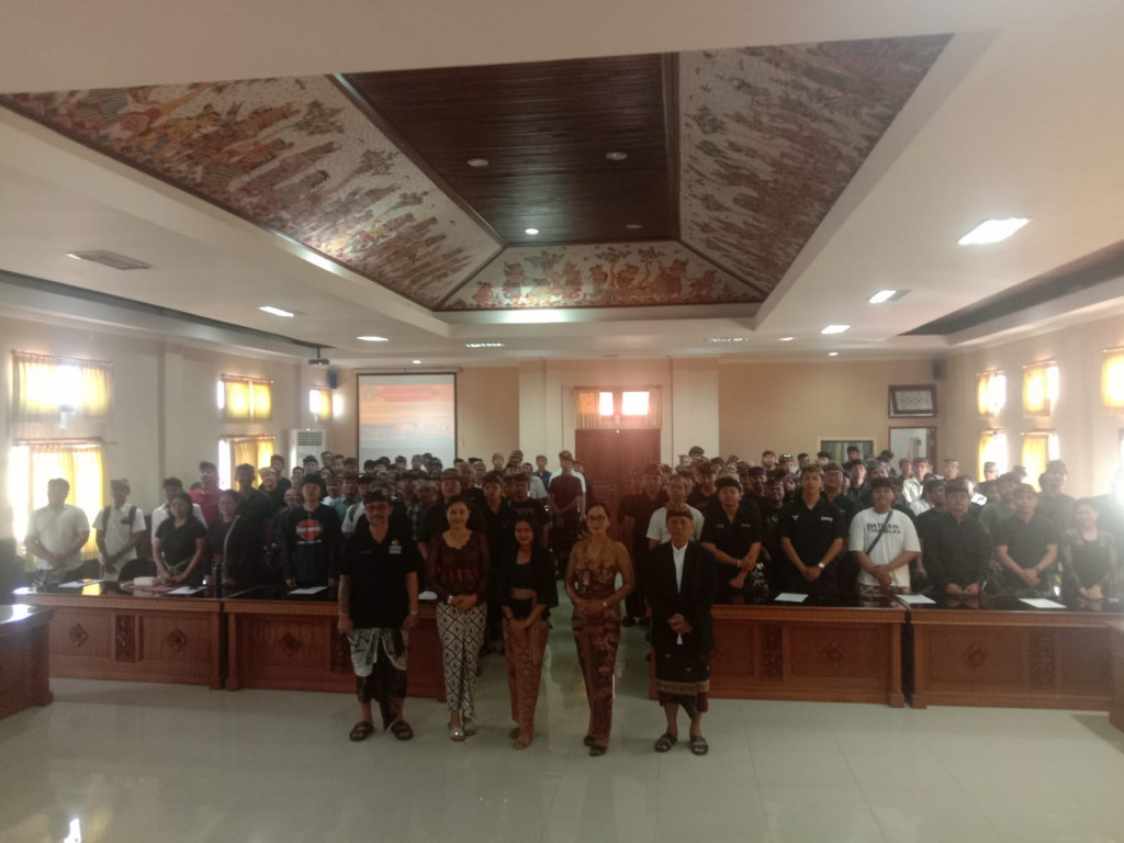 Pembinaan Peningkatan Kapasitas Sekaa Teruna di Kecamatan Mengwi