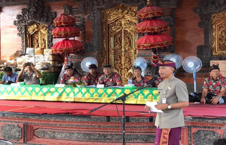 Bapak Camat Abiansemal Ida Bagus Putu Mas Arimbawa, S.Sos menghadiri undangan Rapat Anggota Tahunan Koperasi Giri Kusuma Sari