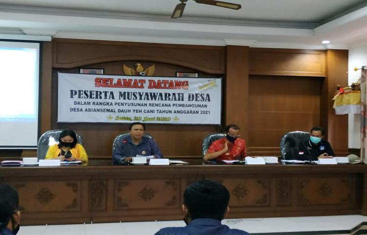 Musyawarah Desa (Musdes) Perencanaan Pembangunan Desa Abiansemal Dauh Yeh Cani