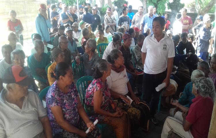 PELAKSANAAN PEMBUKAAN BUKU REKENING LANSIA