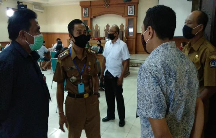 Pemantauan pemberian Bantuan Langsung Tunai (BLT) di Desa Jagapati