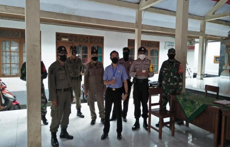 Pembagian Bantuan Langsung Tunai (BLT) di Desa Punggul