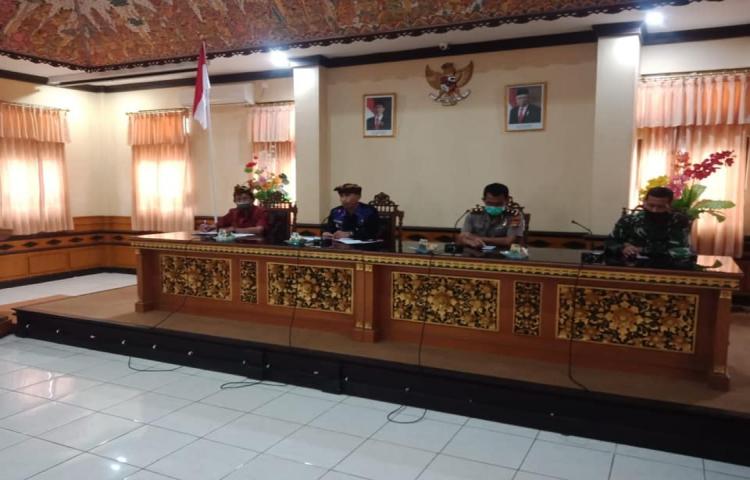 Rapat Bendesa Adat se Kecamatan Abiansemal