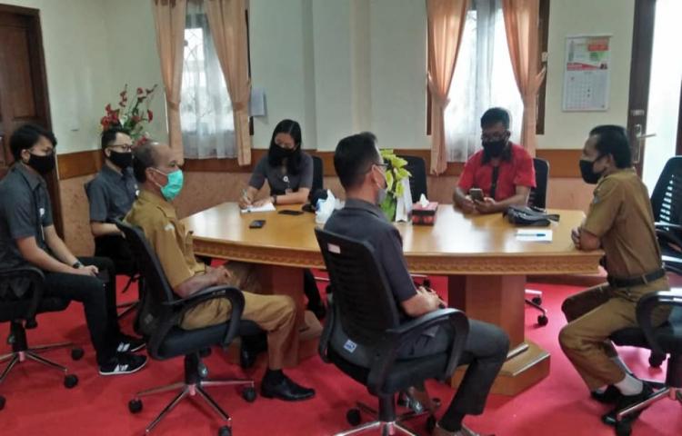 Rapat Koordinasi Panwascam Abiansemal dengan Camat Abiansemal yang diwakili oleh Kasi Tramtib