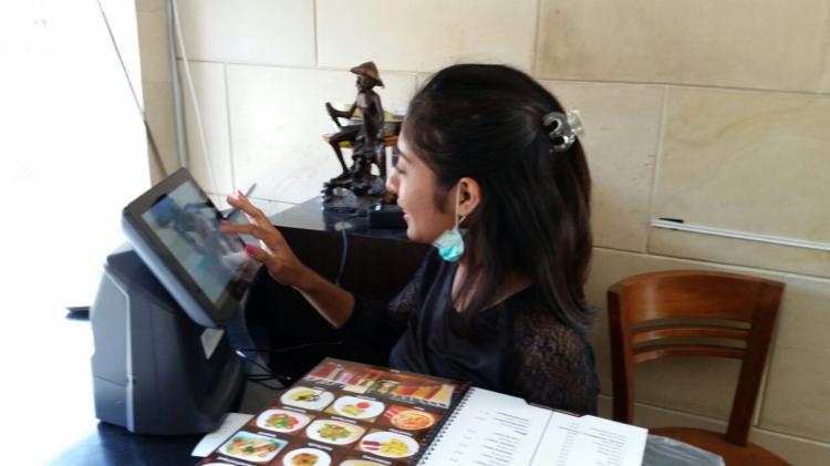 Pemberian Cash Register Online Bagi Wajib Pajak Restoran Yang Belum Mempunyai Mesin Kasir