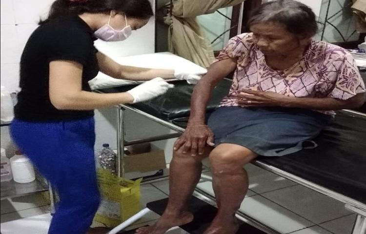 Evakuasi Kecelakaan di Jalan Raya Sunset Road, Banjar Tagtag, Kelurahan Seminyak, Kecamatan Kuta