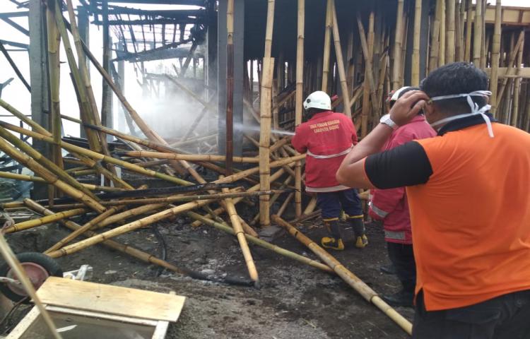 Kebakaran Bangunan Bedeng Gudang Proyek di Jalan Yudistira, Kelurahan Seminyak, Kecamatan Kuta Tanggal 26 September 2020