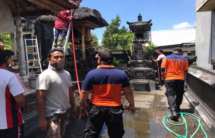 Kebakaran Pelinggih Kemulan di Jalan Raya Anggungan, Banjar Jeroan, Desa Anggungan, Kecamatan Mengwi Tanggal 04 September 2020