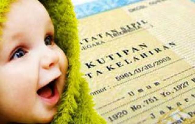 Kemendagri Segera Terapkan Layanan Akta Kelahiran Online