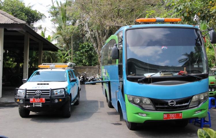 Mobil Unit Penerangan di Dinas Lingkungan Hidup dan Kebersihan, Desa Gulingan, Kecamatan Mengwi.