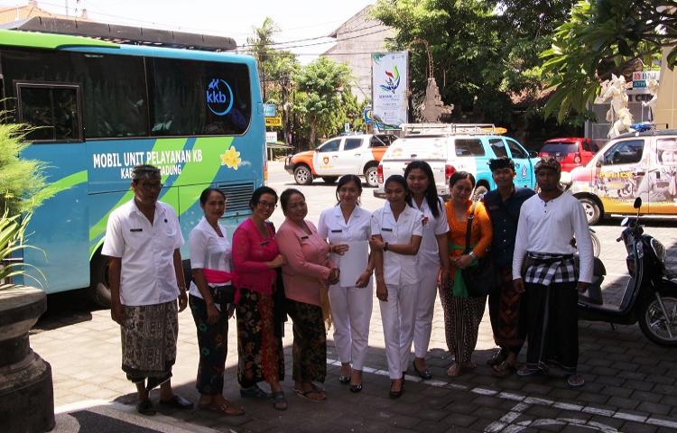 Pelayanan PAPSMEAR di Kantor Kelurahan Kuta, Desa Kuta Kecamatan Kuta.