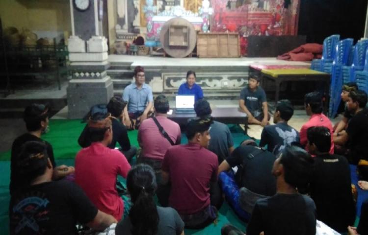 Pembinaan Kepada Anggota PIK R Tunas Remaja Banjar Umahanyar, Desa Penarungan, Kecamatan Mengwi, Kabupaten Badung.