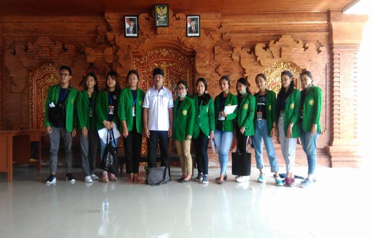 Pembinaan dan Sosialisasi KB