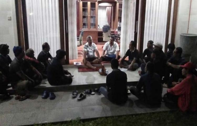 Sopir Angkot Minta DIberdayakan Jadi Angkutan Sekolah