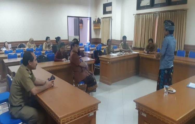 Gladi Lomba Pidarte Basa Bali