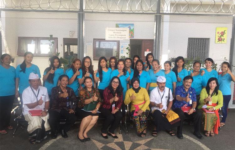 Kunjungan Kepala Dinas Kearsipan dan Perpustakaan ke Lembaga Pemasyarakatan Perempuan Denpasar